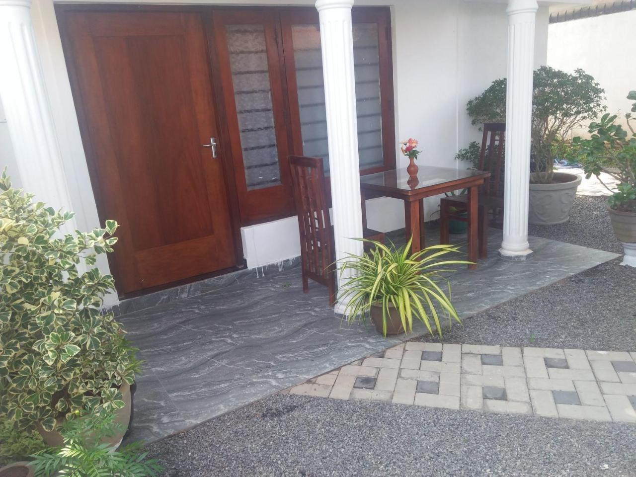 Living Home เนกอมโบ ภายนอก รูปภาพ